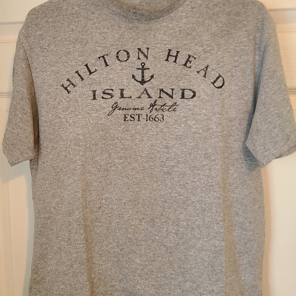 (101) Hilton Head Island  Men's Short Sleeve T-Shirt Color: Grey Size: Medum - Picture 1 of 3